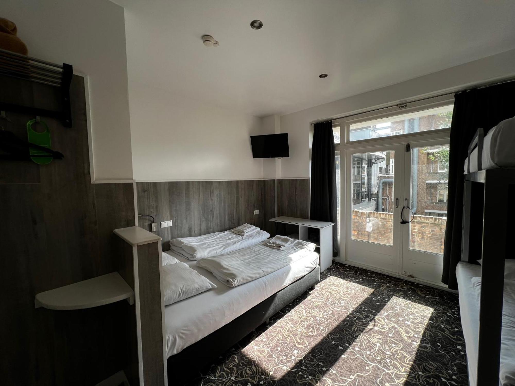 Budget Trianon Hotel Амстердам Экстерьер фото